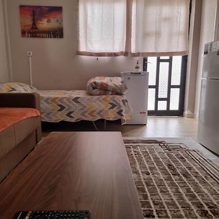 Terrace Roof Room @ Koridallos Metro St. & Piraeus Port Εξωτερικό φωτογραφία